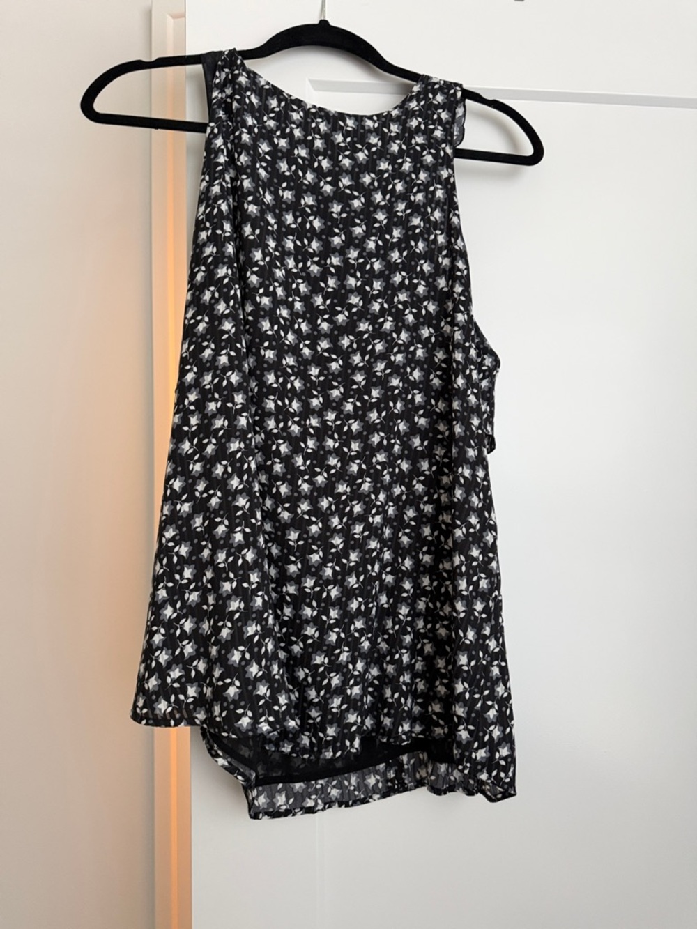 LOFT Black Floral A-Line High-Low Skirt